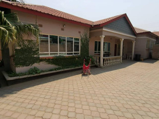 3-houses-for-sale-in-thornpark