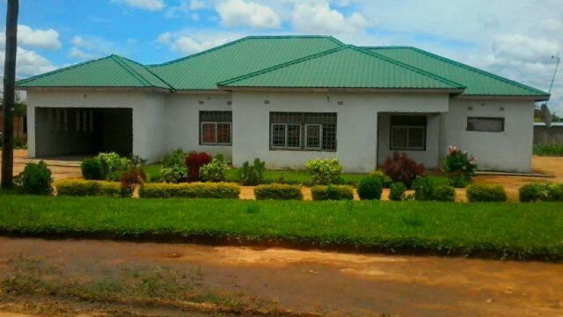 4-bedroom-stand-alone-house-for-sale-in-silverest-big-1