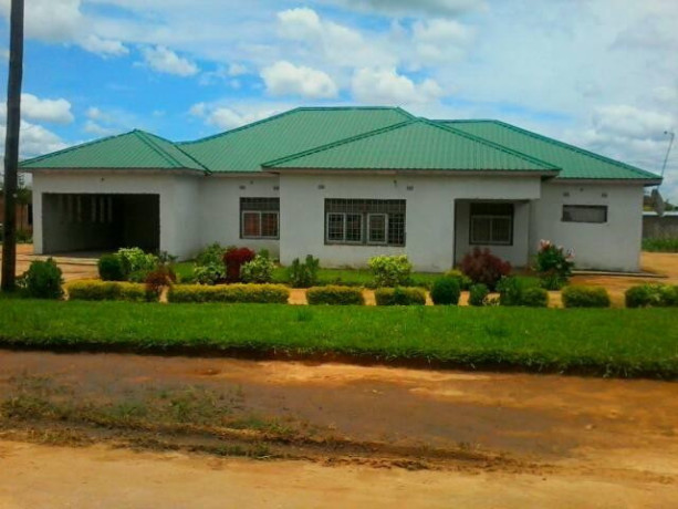 4-bedroom-stand-alone-house-for-sale-in-silverest-big-1