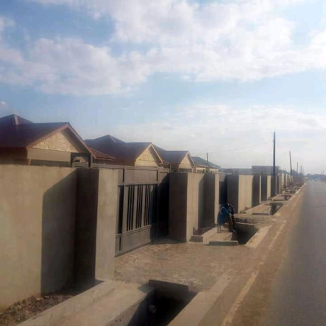 executive-2-bedroom-standalone-house-for-sale-in-chalala-big-6