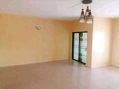 3-bedroom-maisonette-flat-in-ibex-memorial-park-big-2