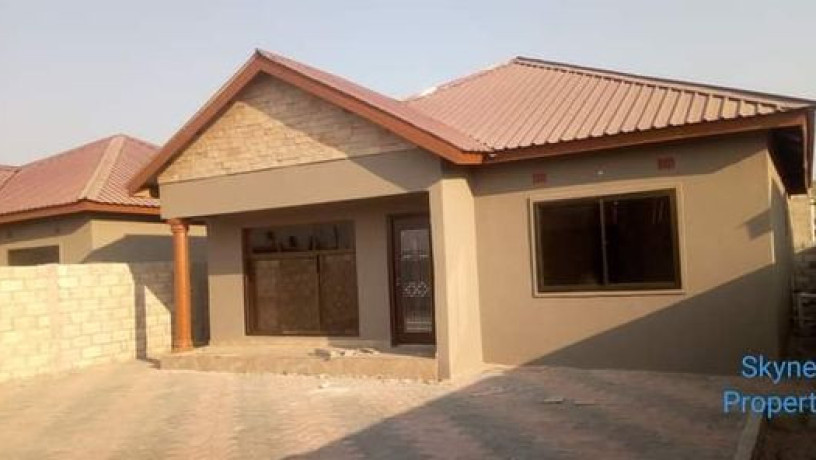 executive-2-bedroom-stand-alone-house-for-sale-in-chalala-big-5