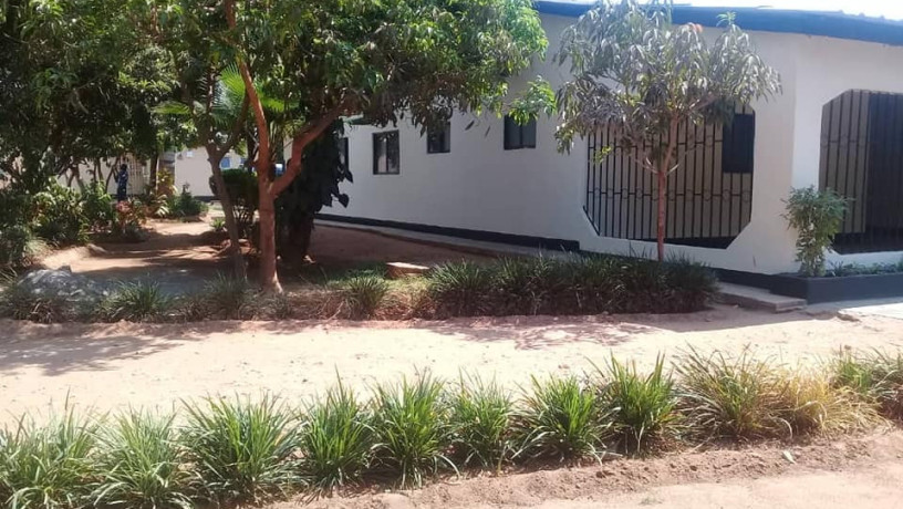 for-sale-3-structures-in-1-yard-kabulonga-lusaka-big-3