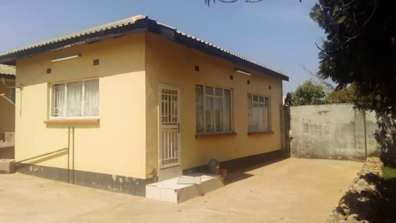 neat-1-bedroom-flat-in-woodlands-for-rent-big-2