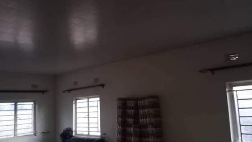 4-bedroom-house-for-sale-in-lilayi-road-big-2