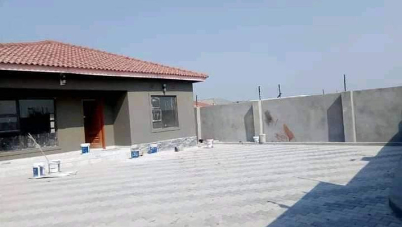 3-bedroom-house-for-sale-in-lilayi-big-2