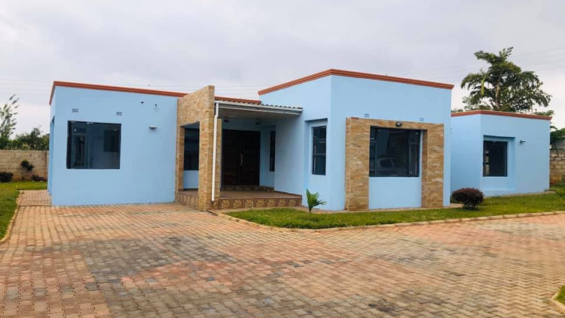 3-bedroom-flat-for-rent-in-makeni-big-5