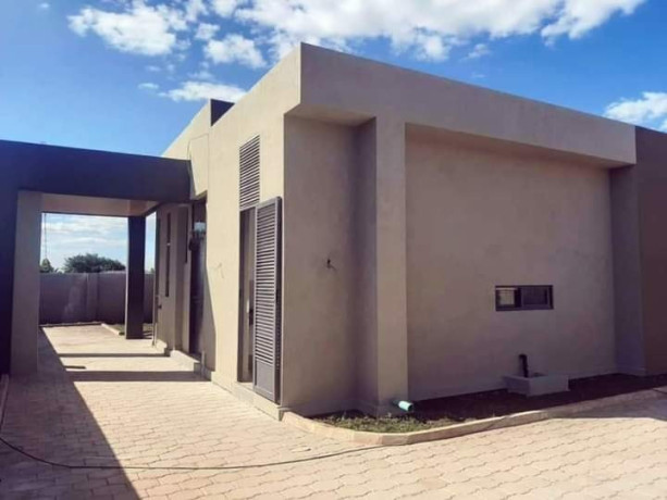 ibex-meanwood-executive-three3bed-newly-built-apartments-in-a-complex-big-2