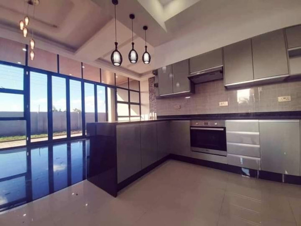 ibex-meanwood-executive-three3bed-newly-built-apartments-in-a-complex-big-6