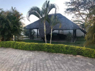 IBEX HILL EXECUTIVE THREE (3)BEDROOMED FURNISHED VILA