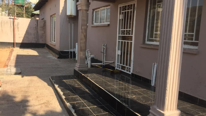 beautiful-2br-msc-flat-in-lusaka-big-8