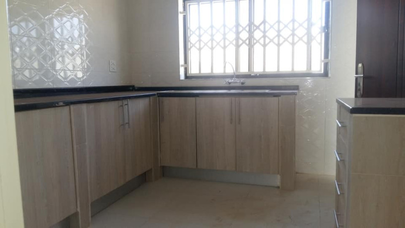 newly-built-2-bedroom-modern-flats-in-woodlands-chalala-lusaka-big-6