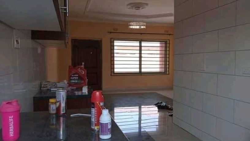 2-bedrooms-flat-for-rent-in-salama-park-big-1