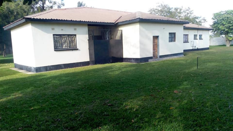 beautiful-4-bedroom-house-for-rent-in-lusaka-big-1