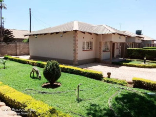 vacant-2-bedroomed-flat-for-rent-in-chalala