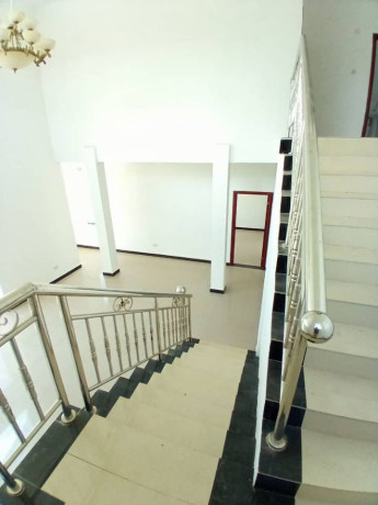 silverest-4-bedroom-house-newly-built-big-3