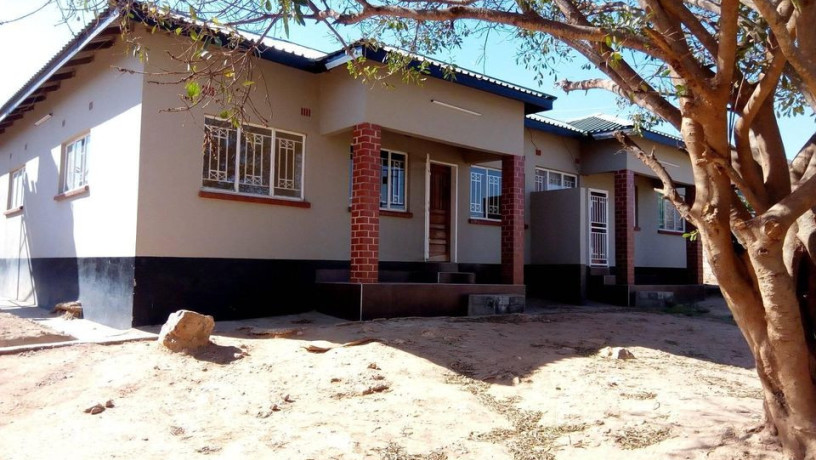 2-bedroom-flat-for-rent-in-kabangwe-big-5