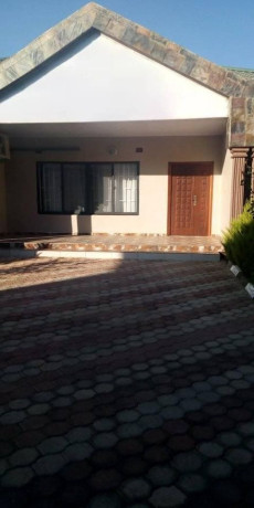 executive-flat-for-rent-mass-media-big-6