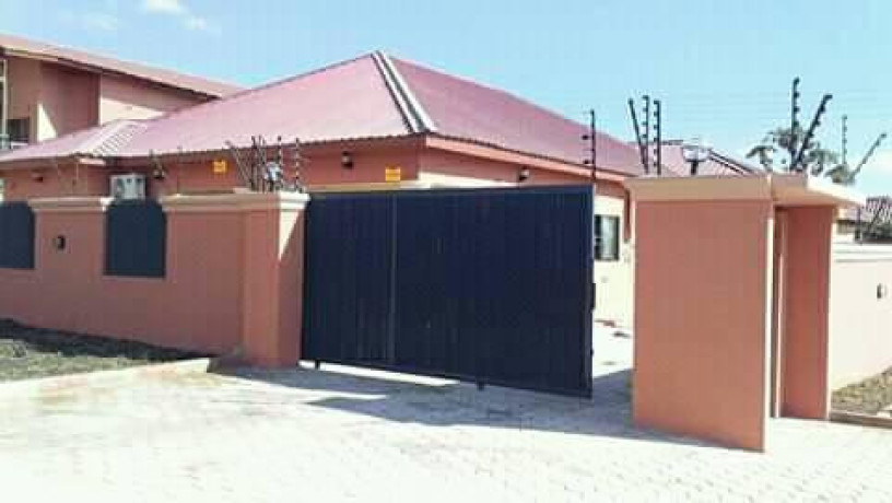 4-bedroom-standalone-house-for-sale-big-6