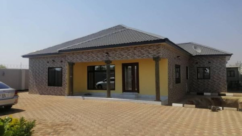 4-bedroom-standalone-house-for-sale-in-new-kasama-big-4