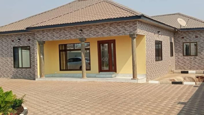 house-for-sale-in-new-kasama-big-1