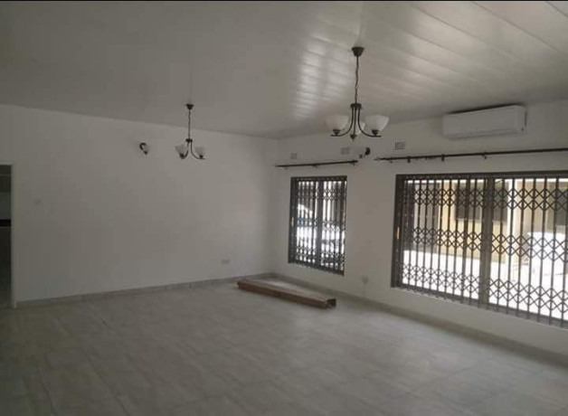 olympia-2-bedroom-flat-for-rent-big-1