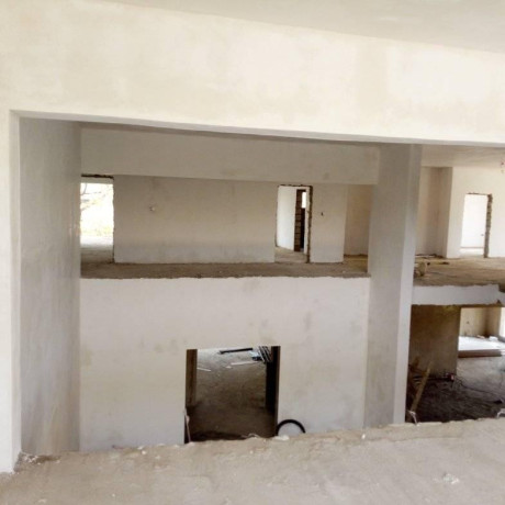 unfinished-5-bedroom-house-for-sale-in-state-lodge-big-0
