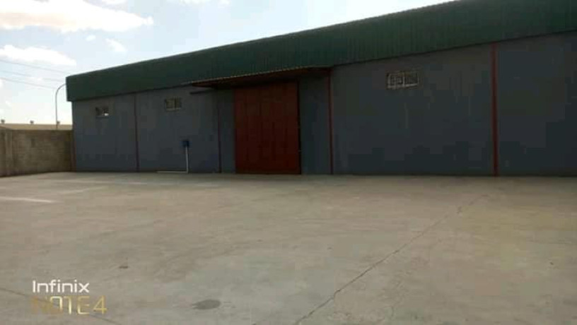 spacious-warehouse-in-lusaka-big-2