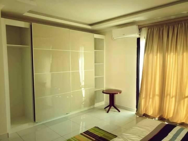 luxurious-ibex-5-bedroom-house-with-swimming-pool-and-cottage-big-7