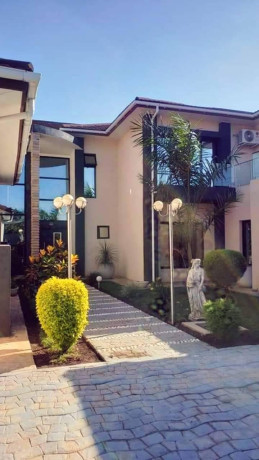 luxurious-ibex-5-bedroom-house-with-swimming-pool-and-cottage-big-1