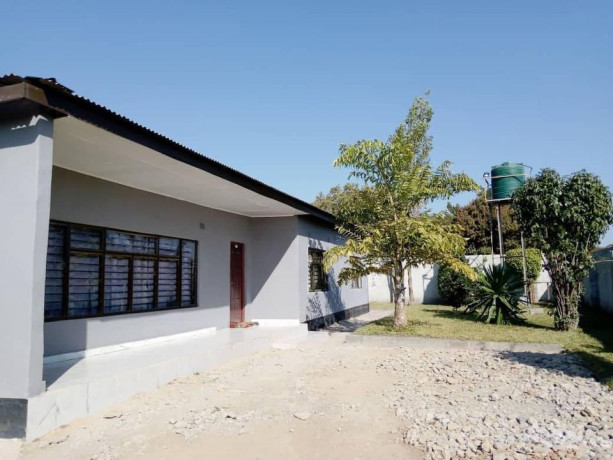 house-for-sale-in-luanshya-big-2