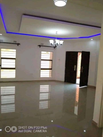 newly-built-2-bedrooms-msc-flats-for-rent-in-meanwood-ibex-big-6