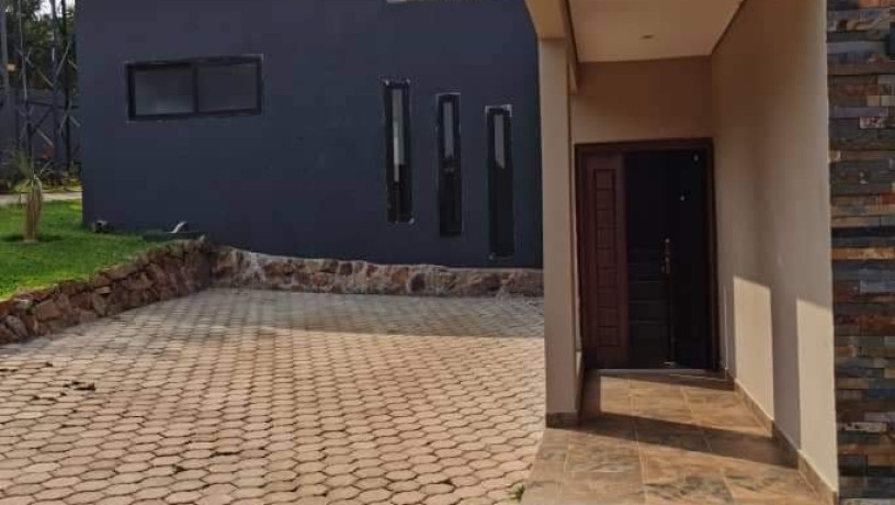 executive-two-bedroom-flat-in-lusaka-makeni-buckley-estates-big-0