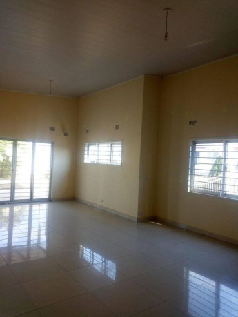 beautiful-3-bedroom-msc-flat-in-ibex-hill-big-1