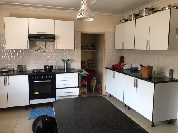 4-bedroom-house-for-sale-in-avondale-big-0