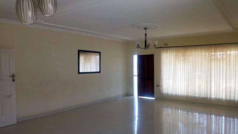 2-bedroom-msc-flat-in-ibex-hill-big-2