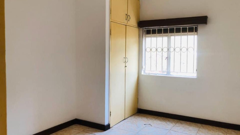 3-bed-flat-for-rent-in-kabulonga-big-4