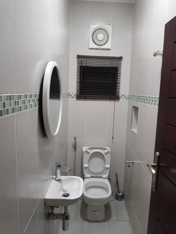 rhodes-park-3-bedroom-apartment-for-rent-big-5