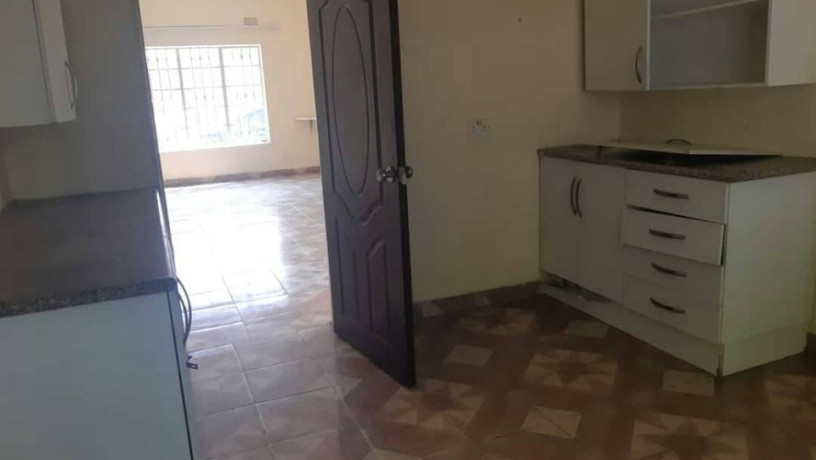 2-bedroom-flat-in-olympia-big-6