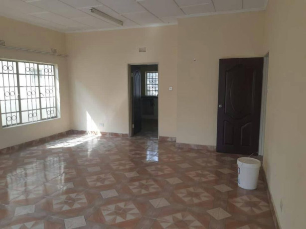 2-bedroom-flat-in-olympia-big-2