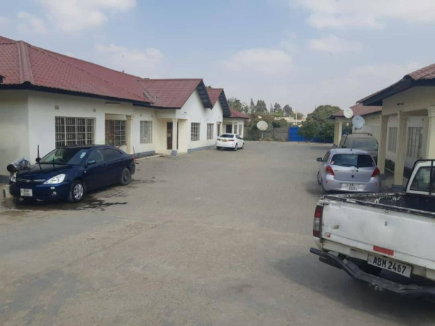 2-bedroom-flat-in-olympia-big-5
