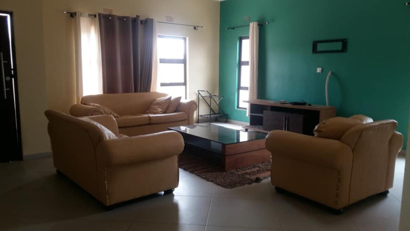 modern-3-bedroom-flat-in-salama-park-big-4