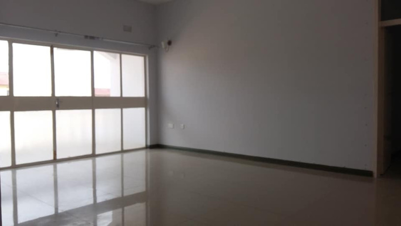 3-bedroom-upstair-flat-in-luneta-lusaka-big-0