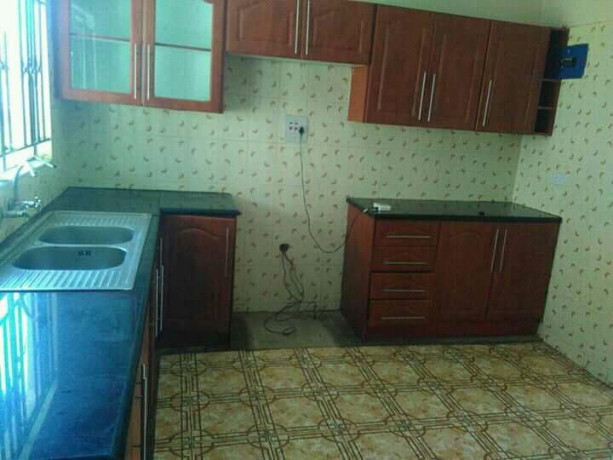 vacant-modern-executive-three-bedroomed-house-in-woodlands-extension-big-5