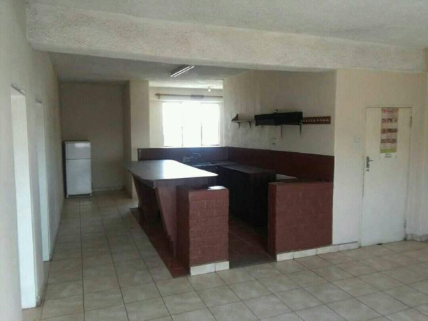 villa-elizabeth-2-bedroom-flat-big-3