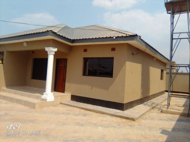 2-bedroom-house-for-rent-in-chunga-big-5