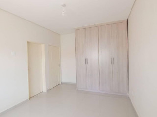 Neat and Spacious 2 Bedroom Flat in Woodlands Borderview