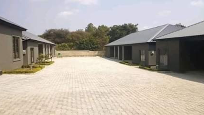 executive-2-bedroom-flat-in-chalala-lusaka-big-8