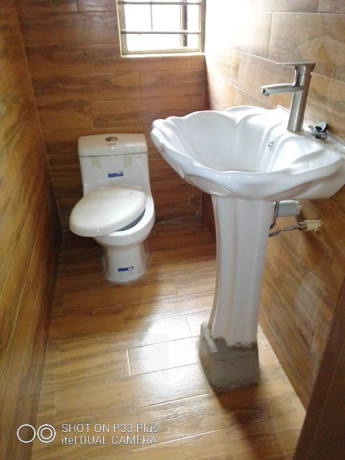 executive-2-bedroomed-flat-in-woodlands-chalala-big-3