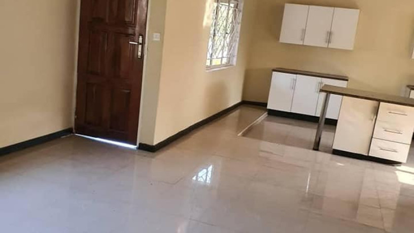 neat-2-bedroomed-house-for-rent-in-ibex-hill-big-5